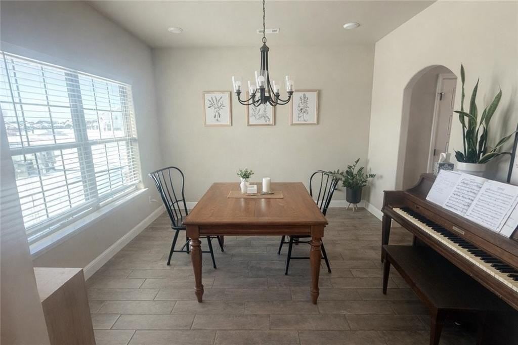 3670 Macintosh Way - Photo 3 of 9