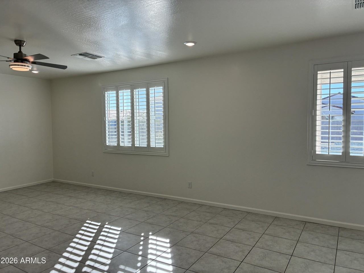 18029 W Avenida Del Sol - Photo 5 of 50