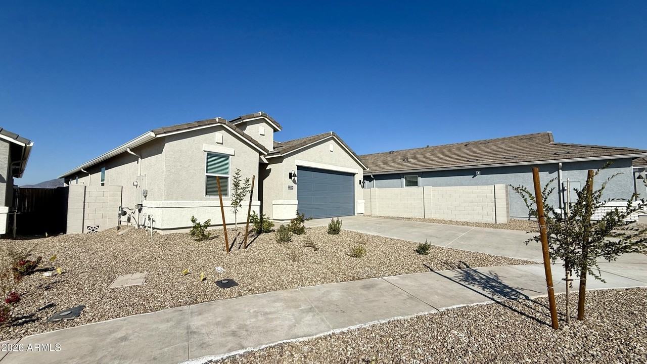 22004 N Celestial Way - Photo 4 of 33