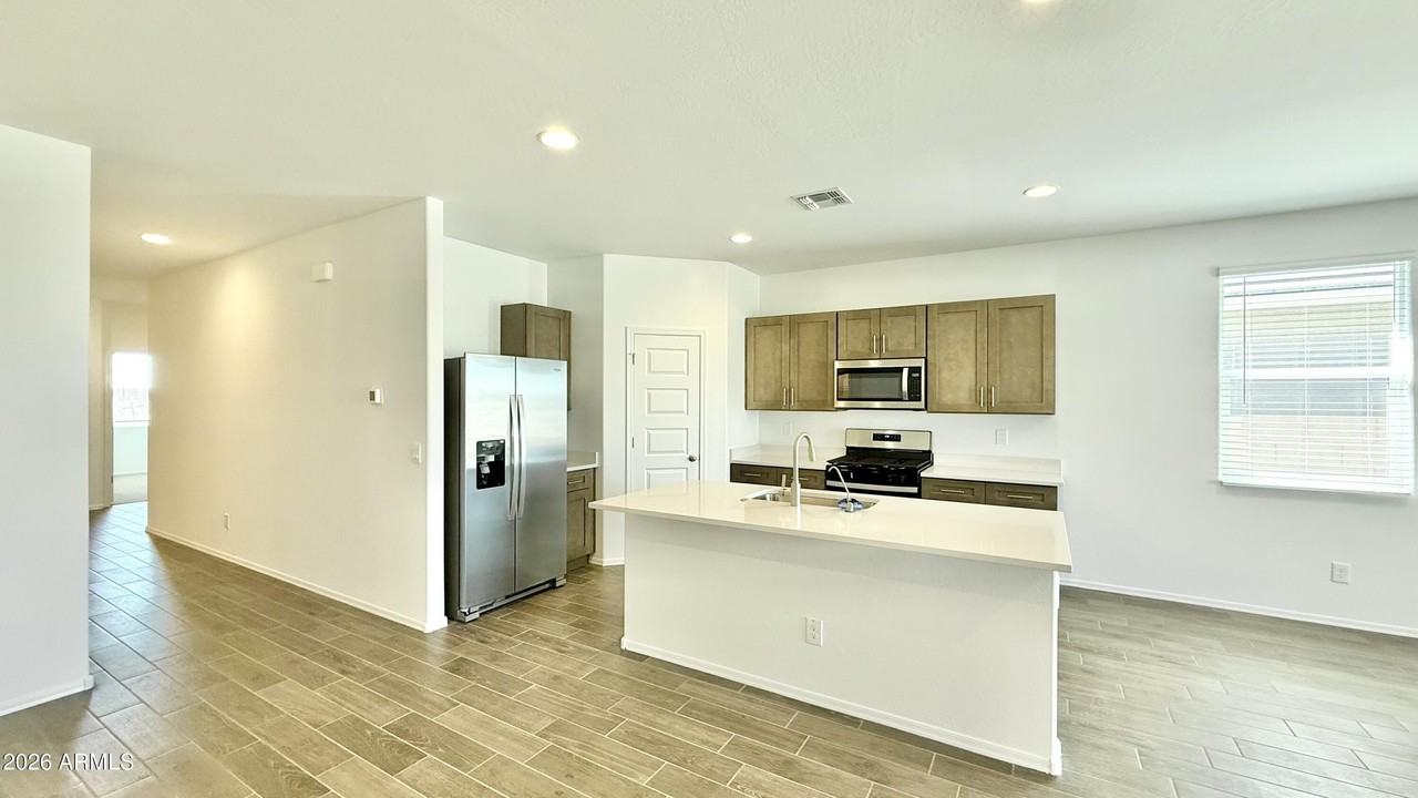 22004 N Celestial Way - Photo 6 of 33