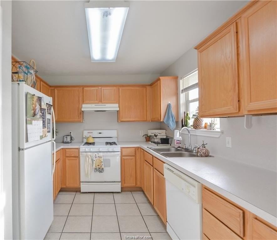 2427 Pintail Loop - Photo 5 of 20