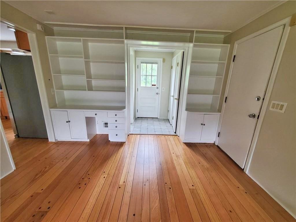 44 Roby Dr - Photo 4 of 22