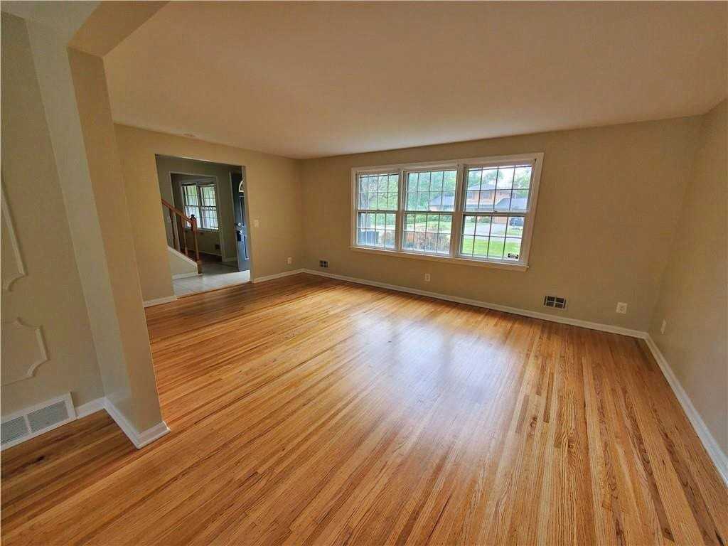 44 Roby Dr - Photo 7 of 22