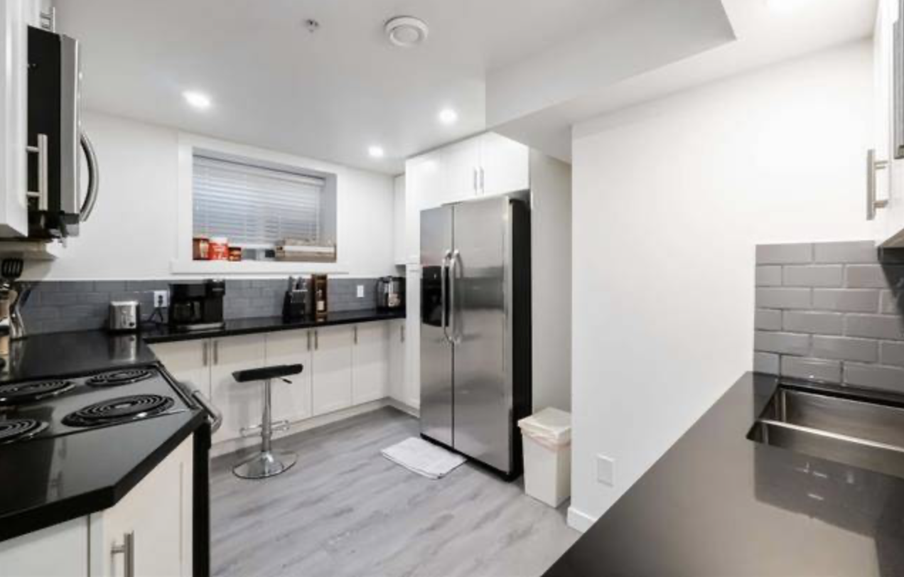 24878 108 Avenue - Photo 2 of 7