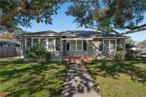 featured image of 622 Deforrest St