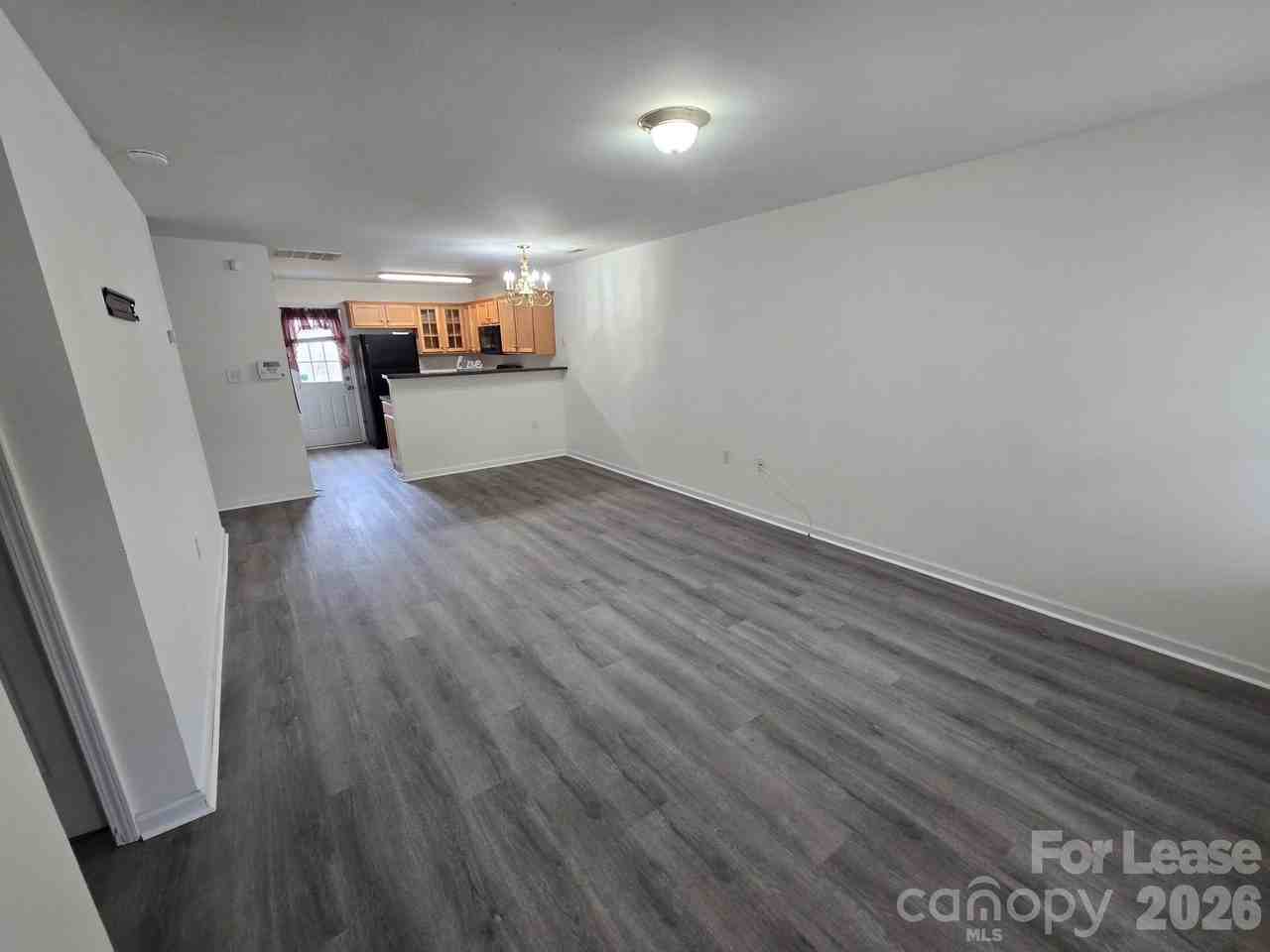 639 Fawnborough Ct - Photo 3 of 13