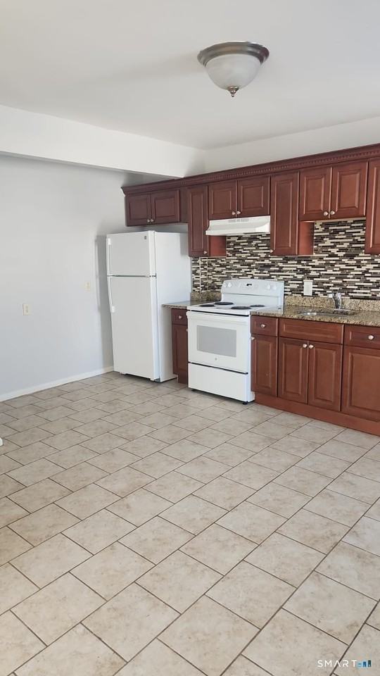 285 Waterview Ave #A - Photo 4 of 7