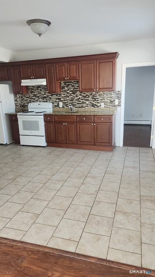 285 Waterview Ave #A - Photo 5 of 7