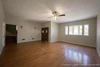 5300 Foxfire Rd - Photo 6 of 39