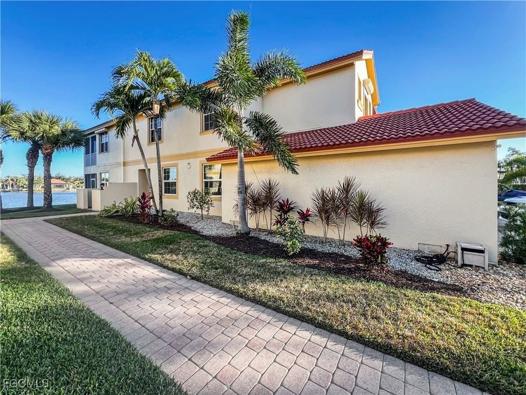 16285 Coco Hammock Way Apt 101 #101 - Photo 4 of 50