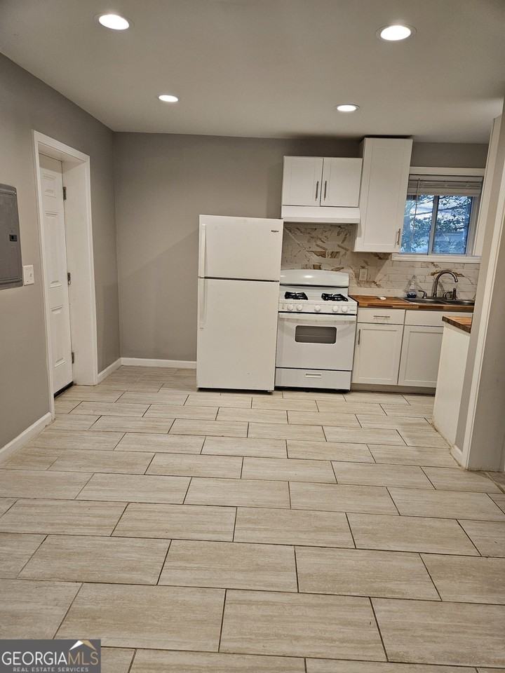 1129 West Ave Sw Unit 1129 #1129 - Photo 3 of 5