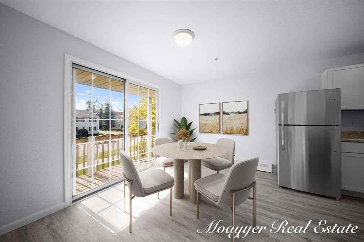 1051 Abbey Ct Apt 1 #1 - Photo 5 of 18