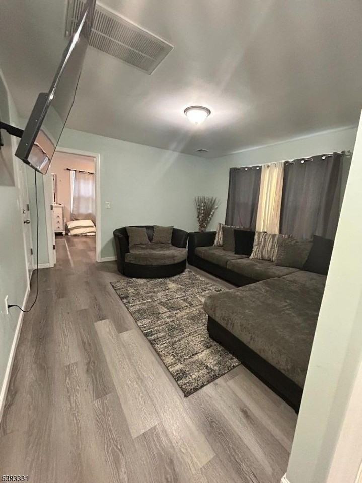 95-97 S Munn Ave #3 - Photo 2 of 12