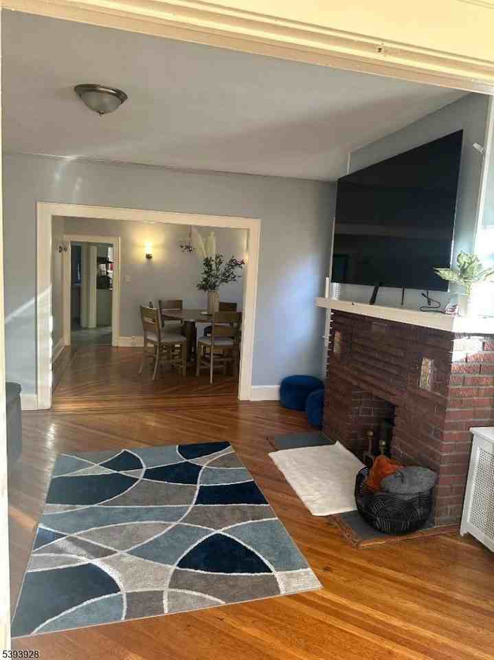 56 Monticello Ave - Photo 3 of 12