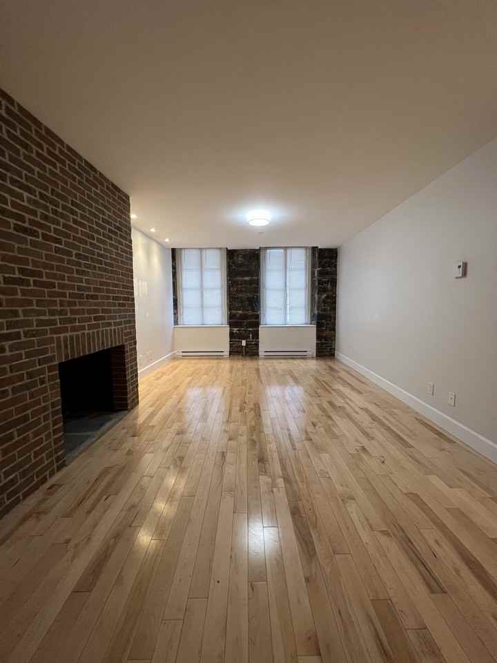 320-326 St-Paul W. & 359 Saint-Pierre - Photo 4 of 32