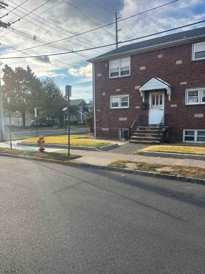 15 Watsessing Ave #1