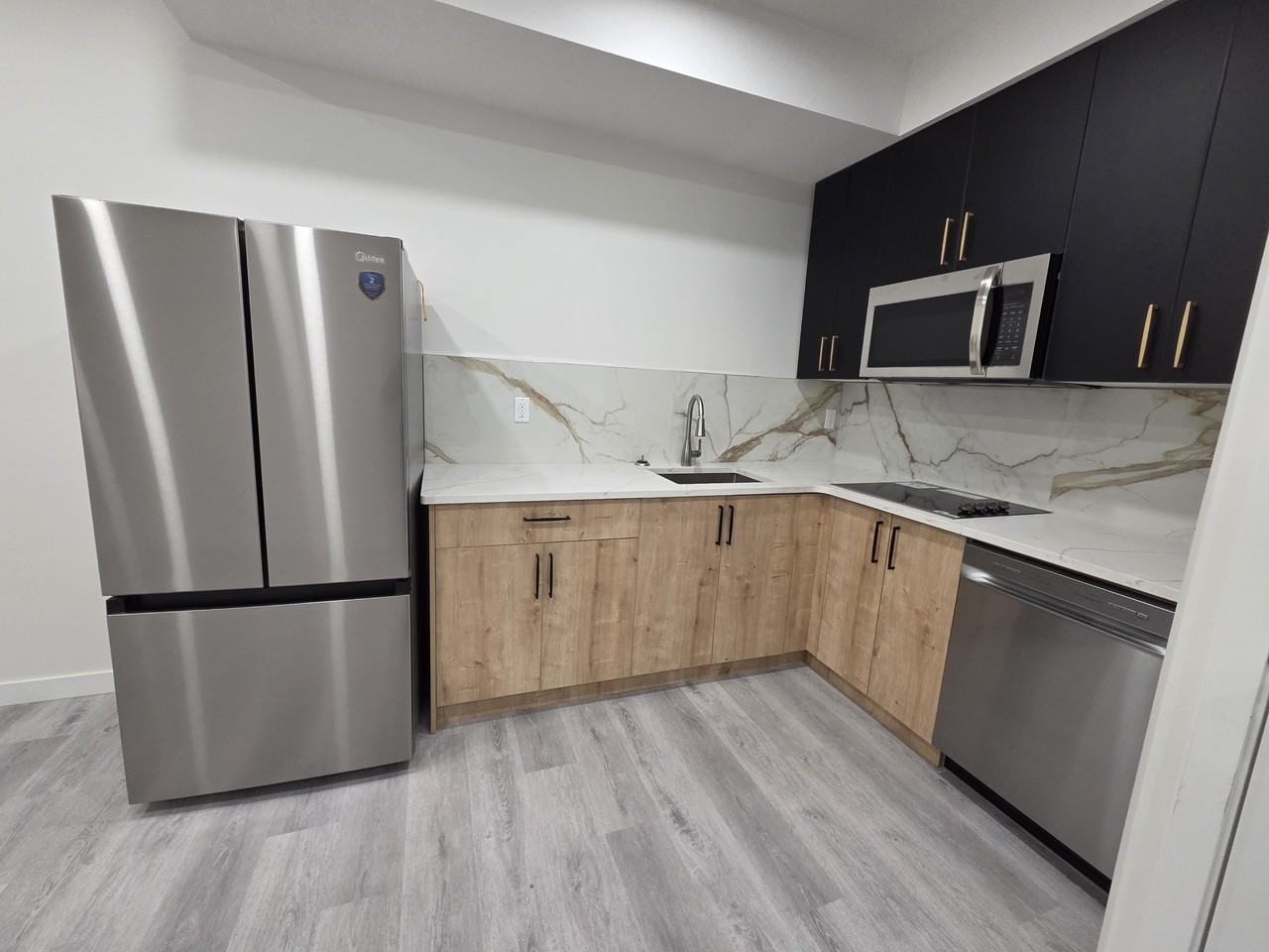 8017 83 Street Northwest, Down, Edmonton, Alberta, Canada, T6C 0W1 - Photo 3 of 7