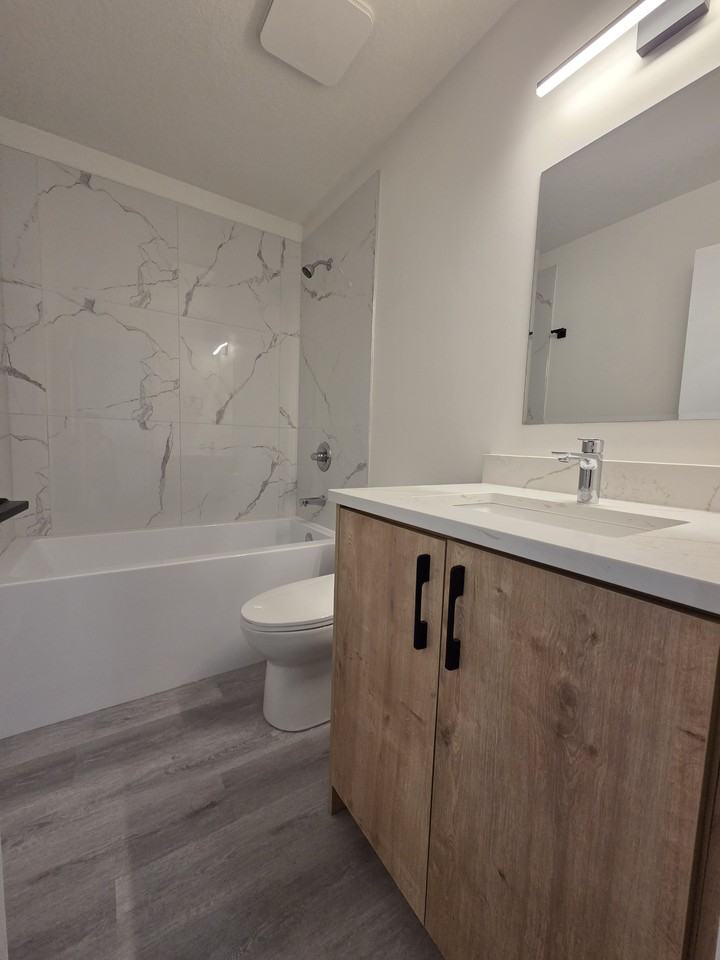 8017 83 Street Northwest, Down, Edmonton, Alberta, Canada, T6C 0W1 - Photo 7 of 7