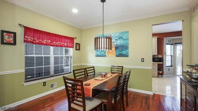 35 Reinhart Way - Photo 6 of 33