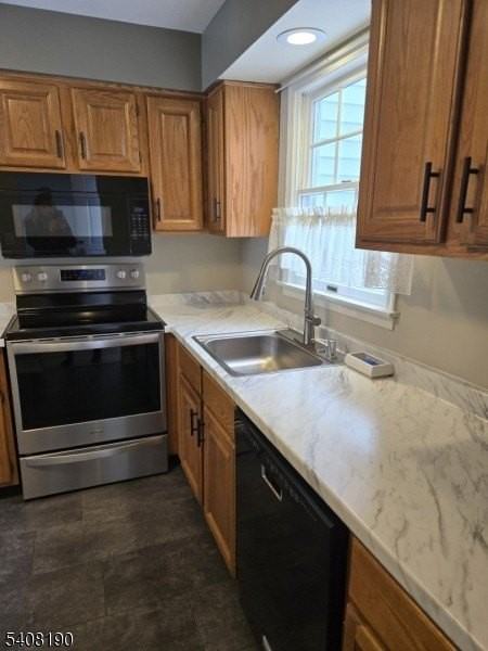 147 Mockingbird Ct - Photo 4 of 9