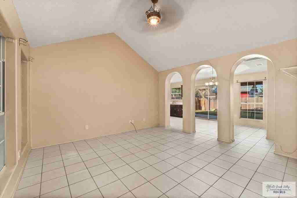 2751 Normandy St - Photo 2 of 18