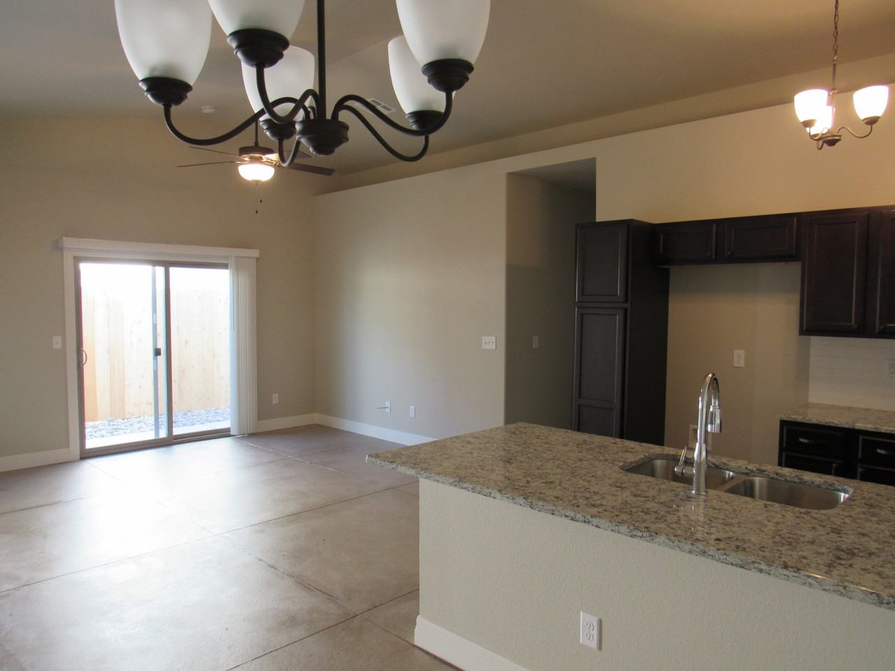 13602 W Hunters View St #1 - Photo 7 of 7