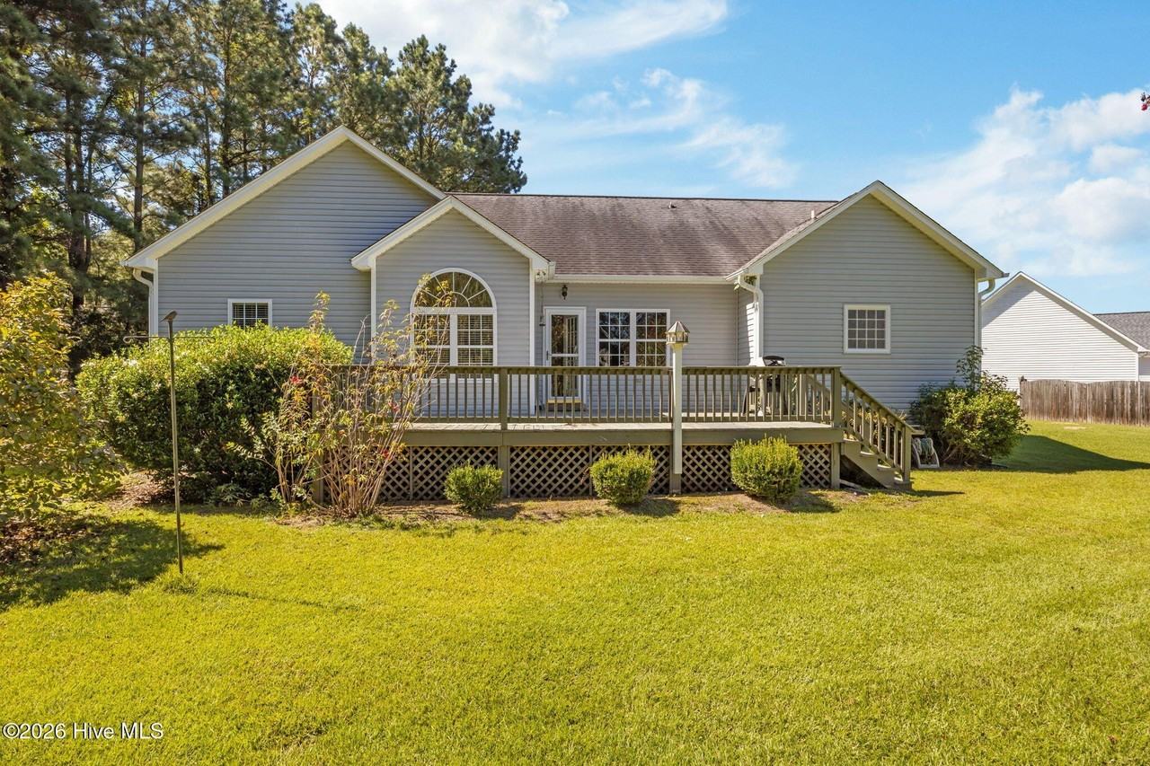 105 Serenity Ct - Photo 2 of 2