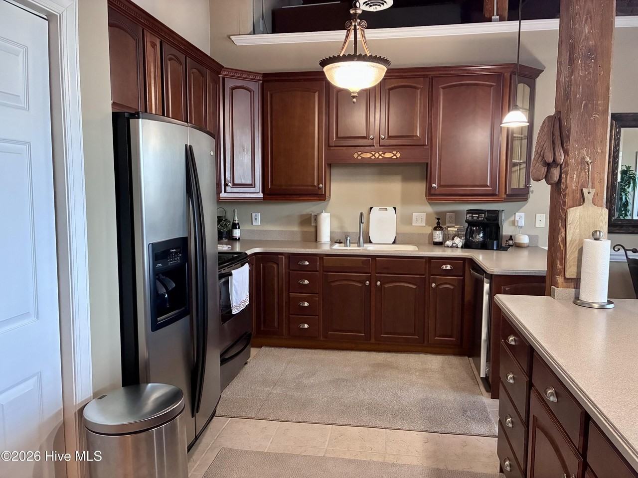 202 Carolyns Mill Pl - Photo 4 of 13