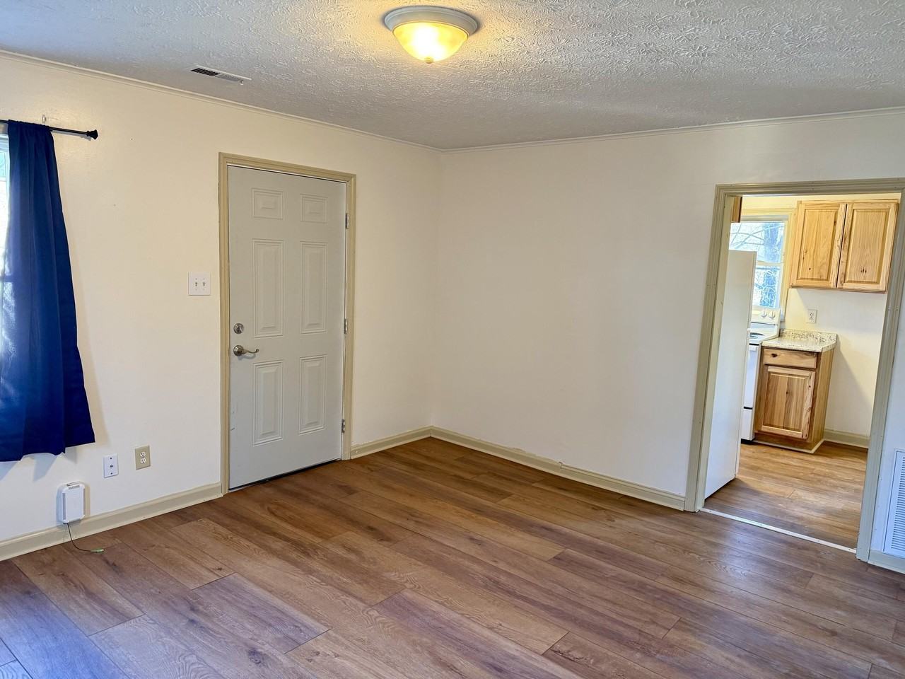 526 Old Stage Rd - Photo 5 of 11