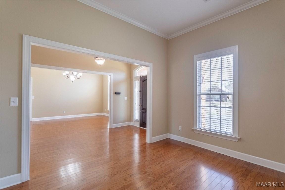 8855 Marston Way - Photo 6 of 37