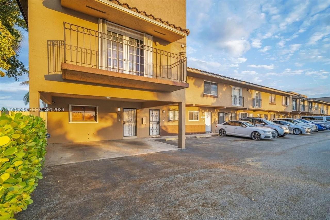 5631 W 28th Ave #1 - Photo 2 of 40