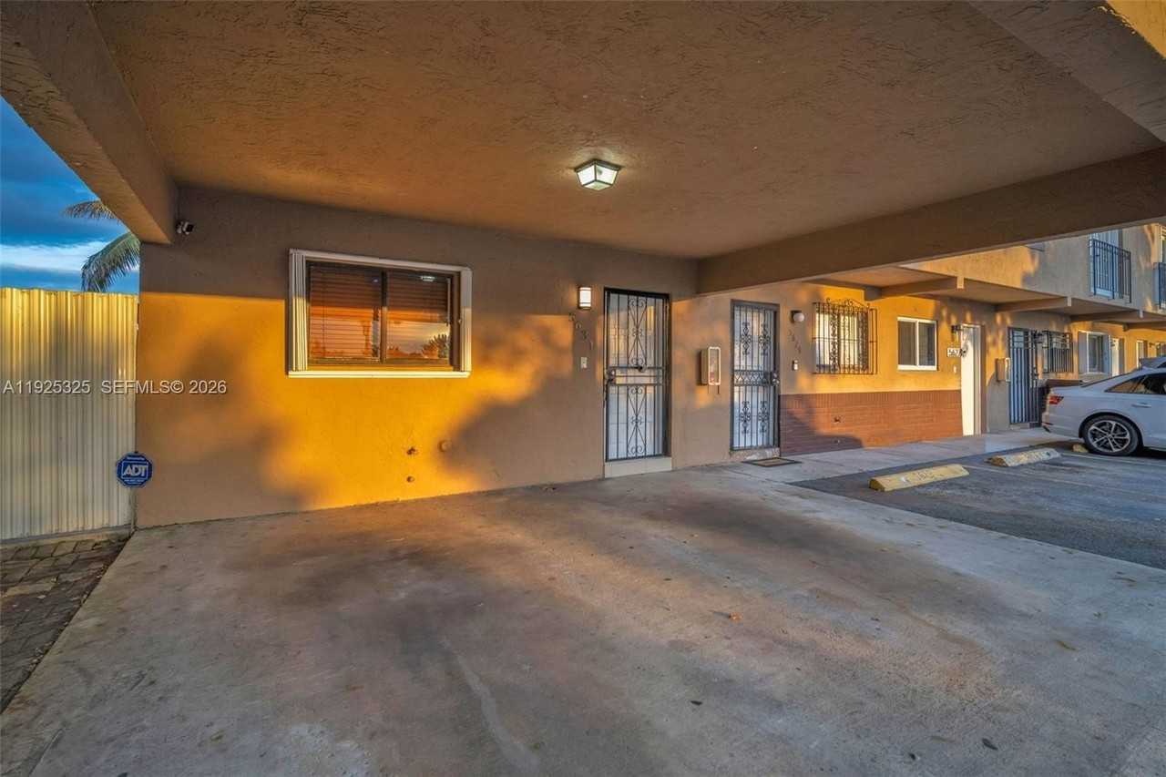 5631 W 28th Ave #1 - Photo 3 of 40