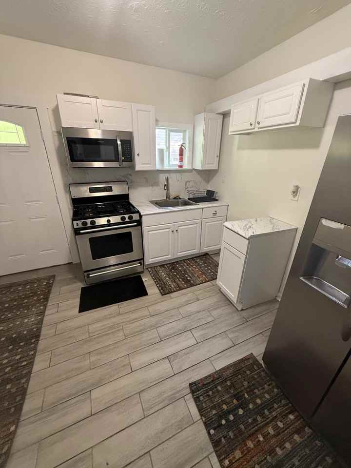 Stoneleigh Hill Rd - Photo 2 of 22