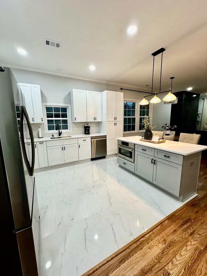 Lyle Ave - Photo 4 of 13