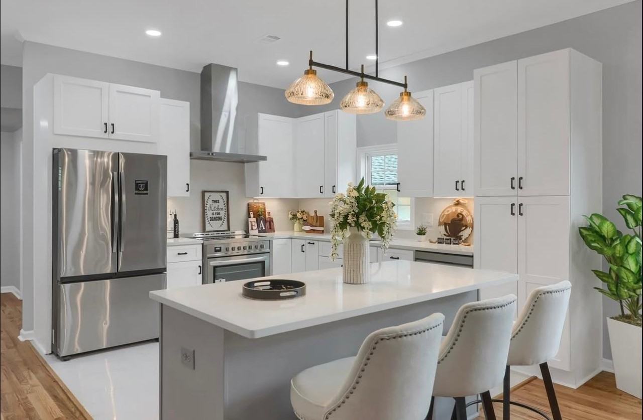 Lyle Ave - Photo 5 of 13