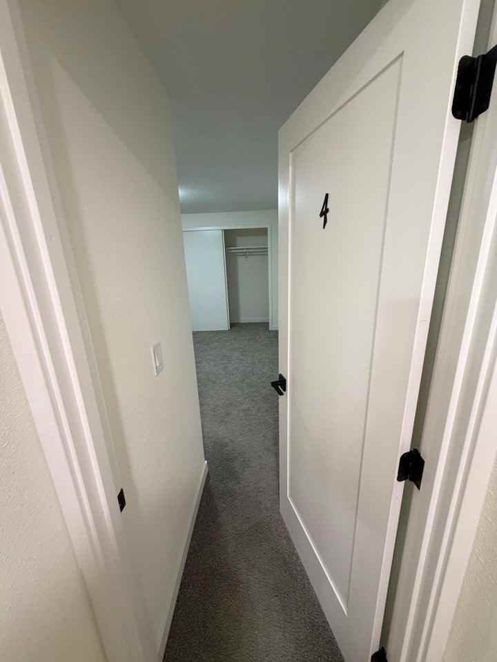 Sw Willow Creek Dr - Photo 7 of 26