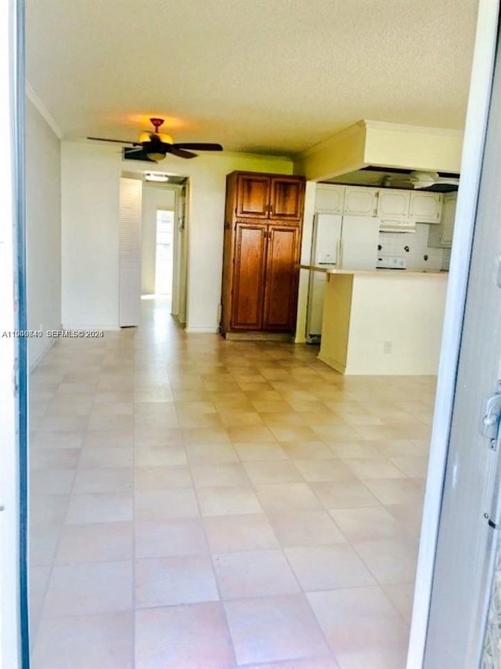 316 Camden N #316 - Photo 4 of 15