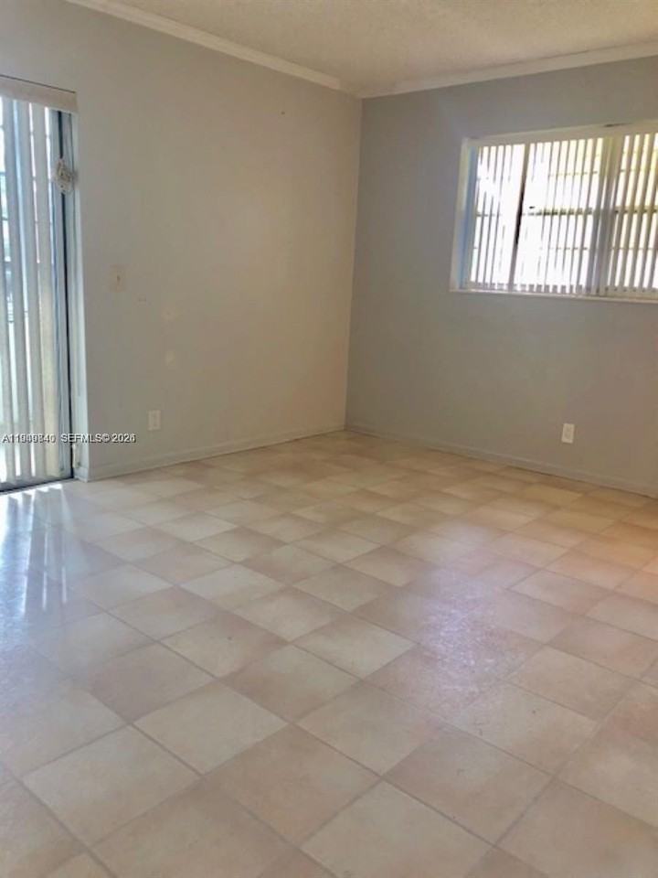 316 Camden N #316 - Photo 7 of 15