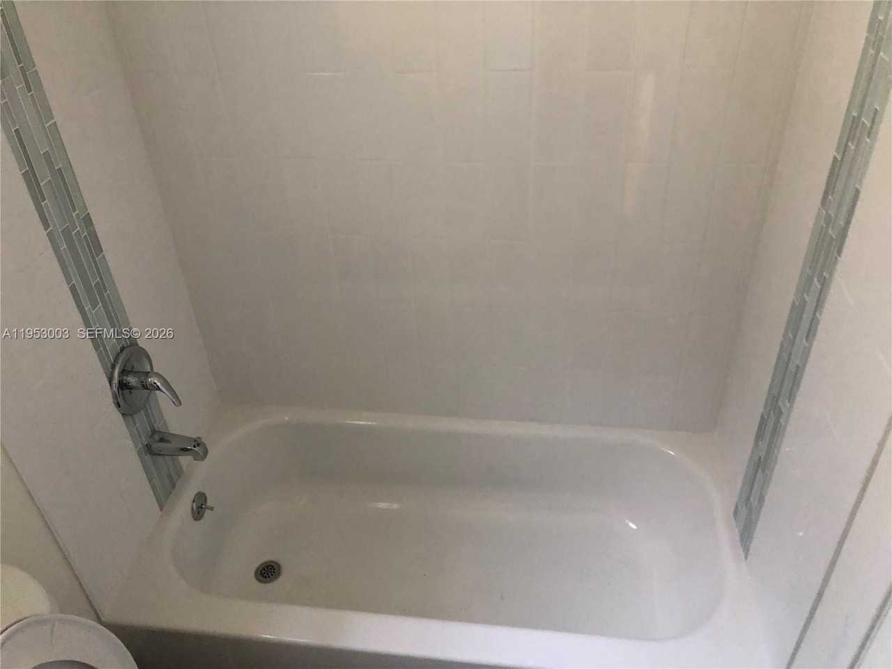 3864 Sw 52nd Ave #3864 - Photo 5 of 9