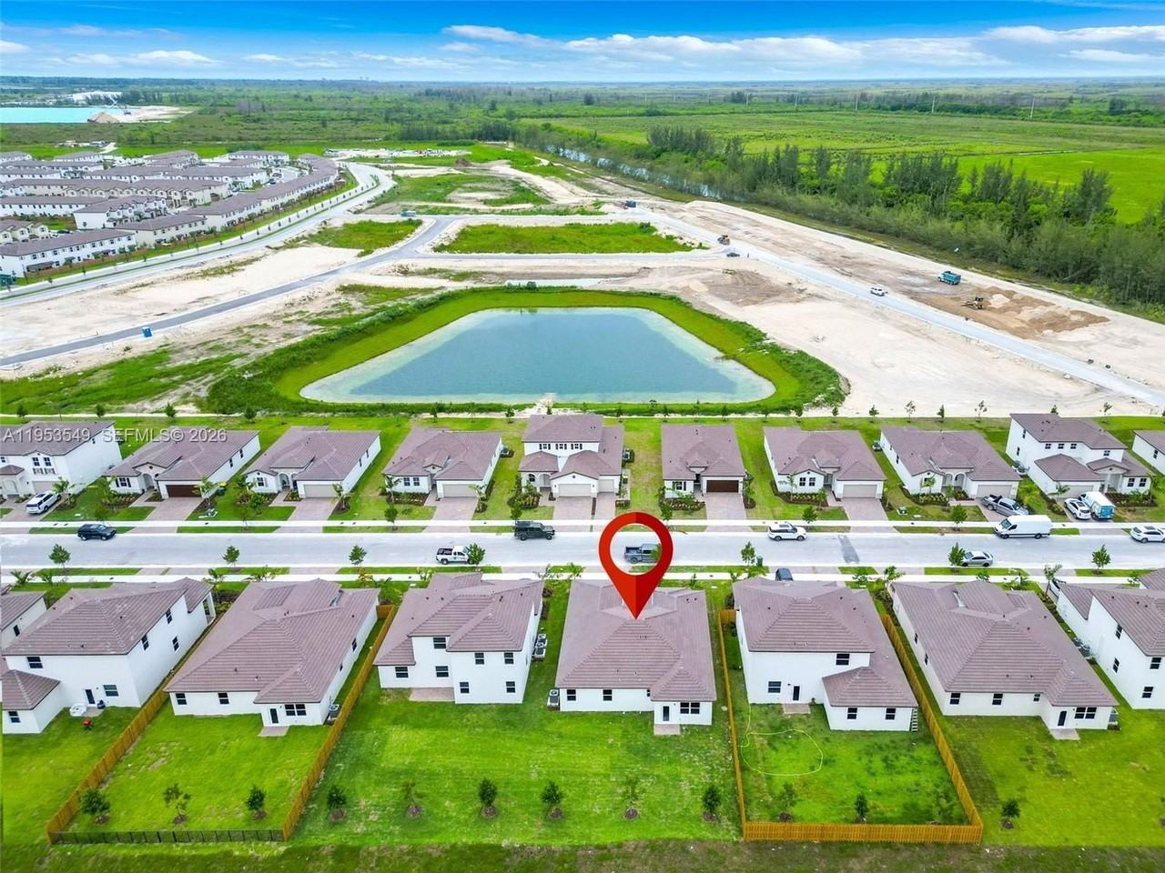 2960 Se 23rd Ave #2960 - Photo 3 of 27