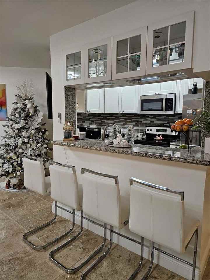 9781 Sw 138th Ave #DB1R - Photo 5 of 16