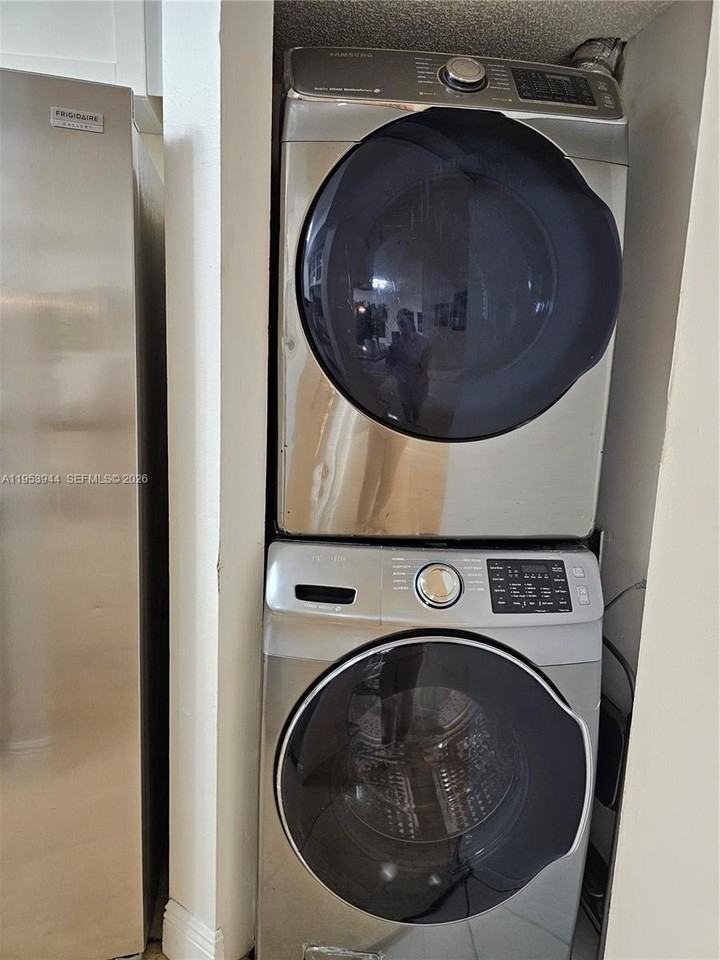 9781 Sw 138th Ave #DB1R - Photo 6 of 16