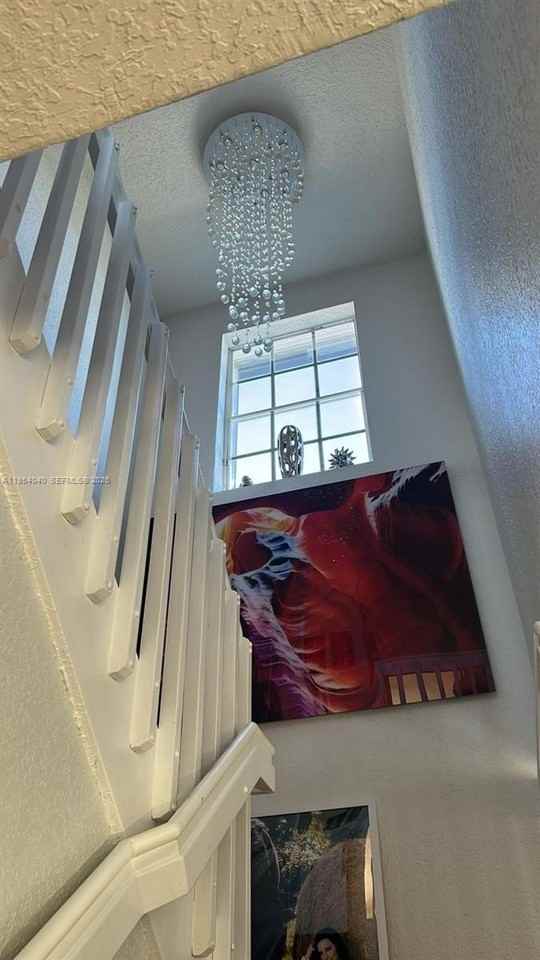 15978 Sw 148th Ter - Photo 4 of 7