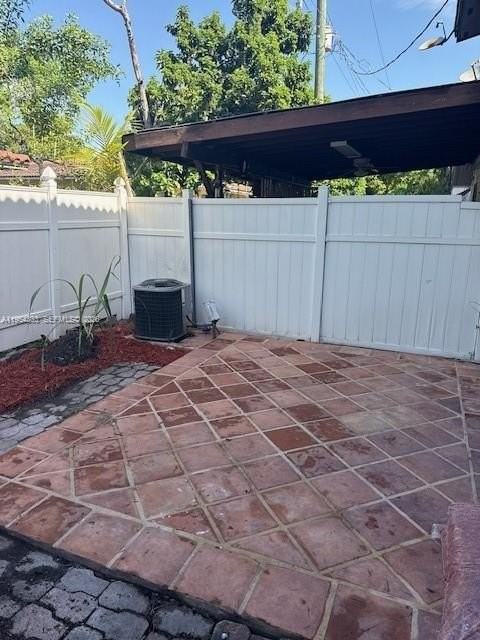 3920 Woodside Dr #5 - Photo 7 of 21