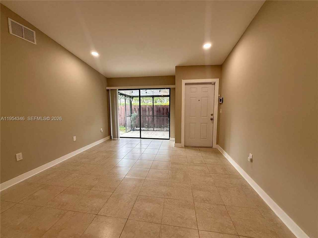 2550 N Nob Hill Rd - Photo 5 of 16