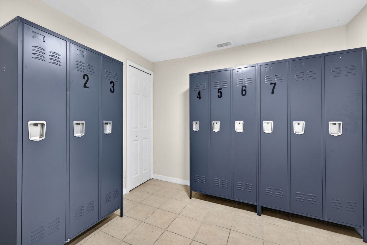 1778 Aquarius Ct - Photo 5 of 12