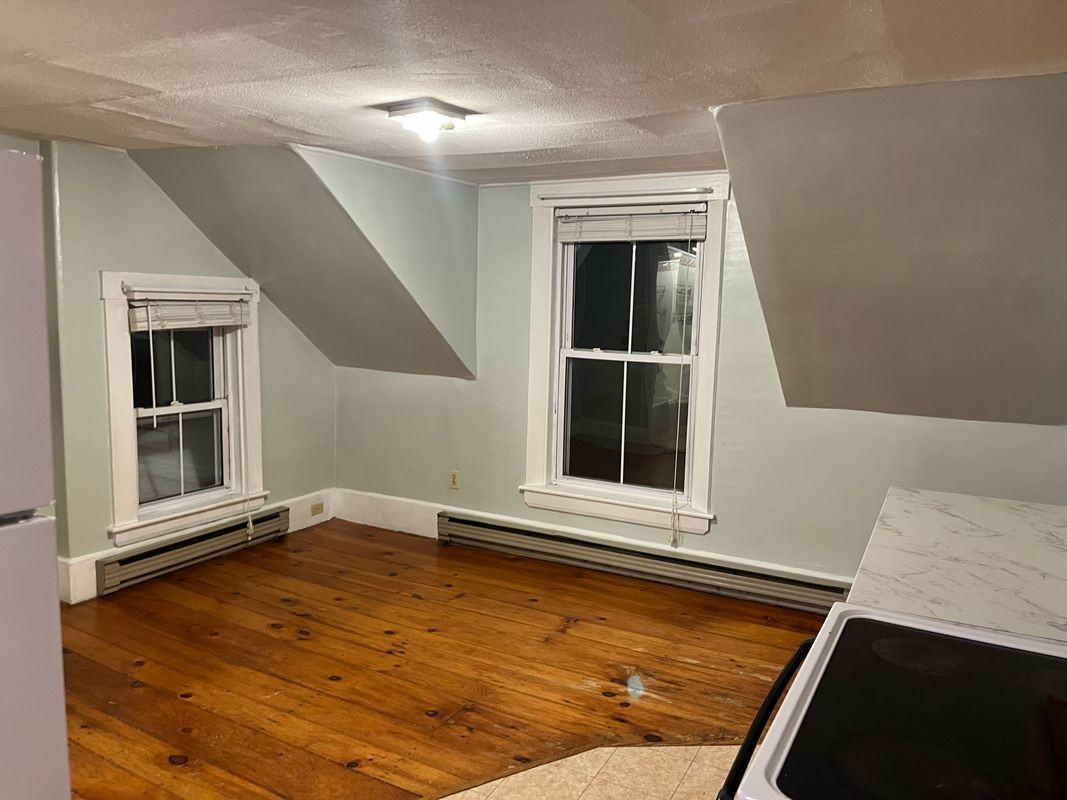 11 Drake Hill Rd - Photo 4 of 11