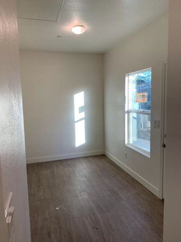 11912 Fidel Ave - Photo 6 of 12