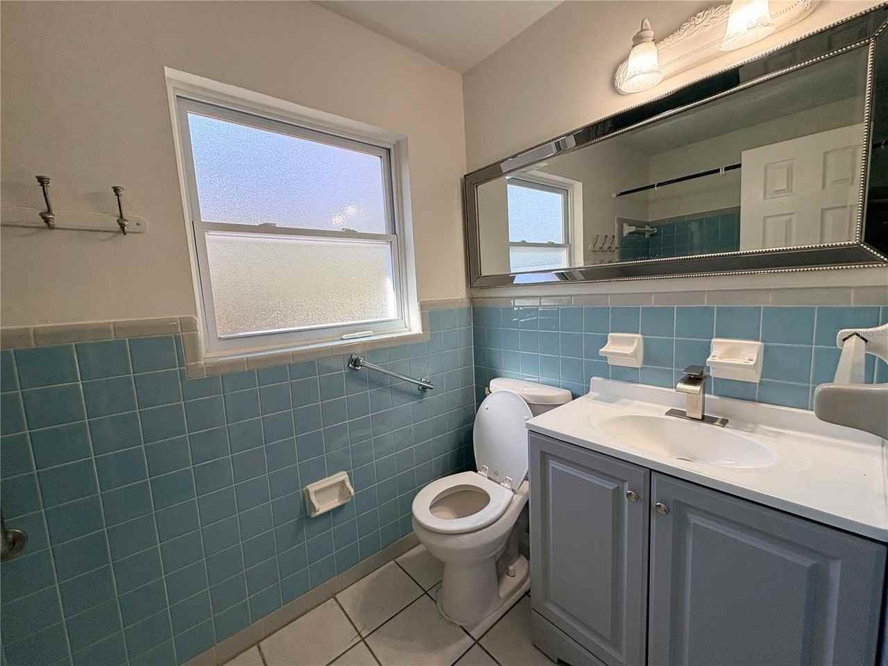 538 Nw 35th St - Photo 5 of 8