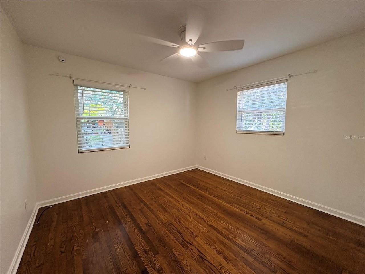 538 Nw 35th St - Photo 6 of 8